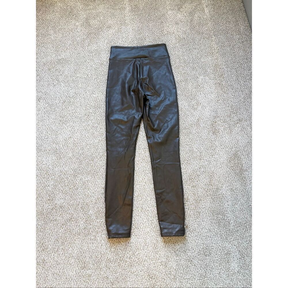 Abercrombie & Fitch Vegan Leather Leggings - Picture 2 of 3